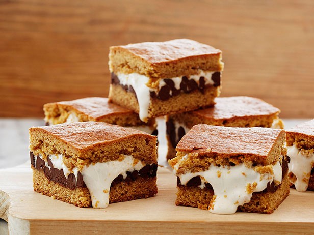 The Best Desserts for Summer Picnics | Devour the Blog, by Cooking Channel